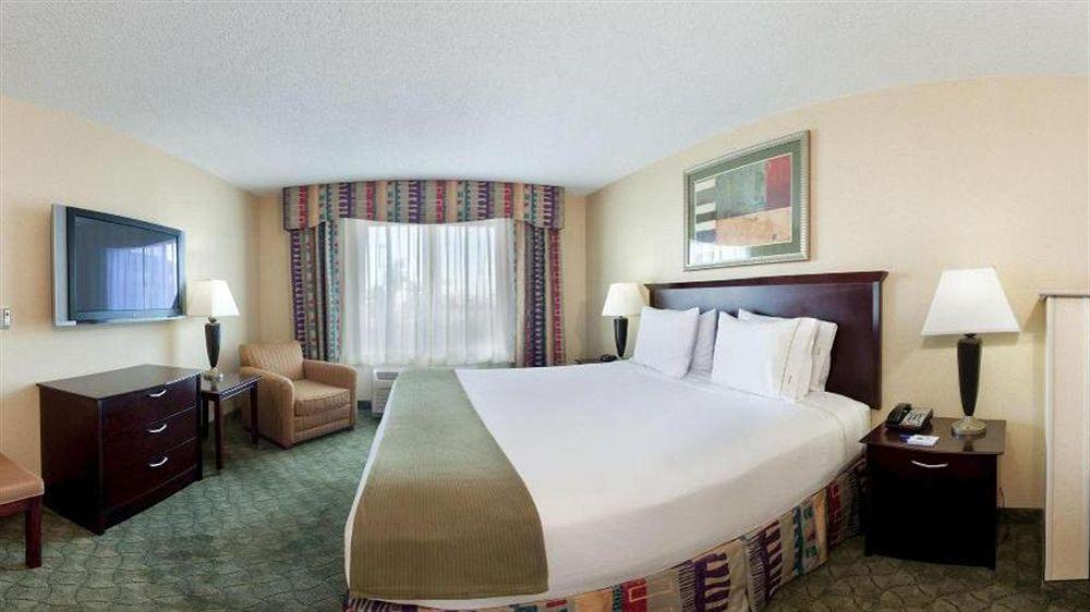 Holiday Inn Express El Paso I-10 East By Ihg Exterior photo