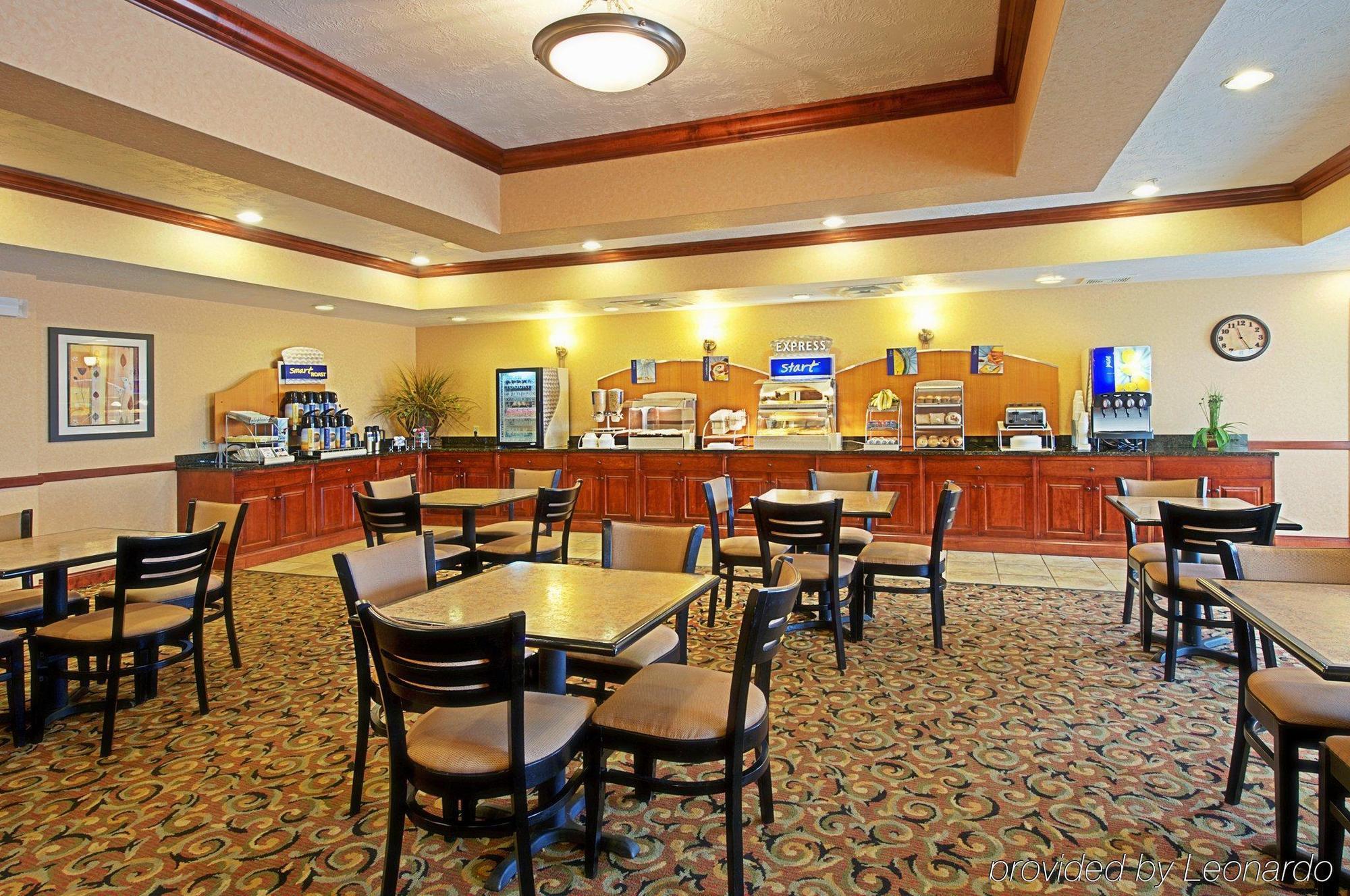 Holiday Inn Express El Paso I-10 East By Ihg Restaurant photo